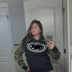 Meet your Posher, Darlene